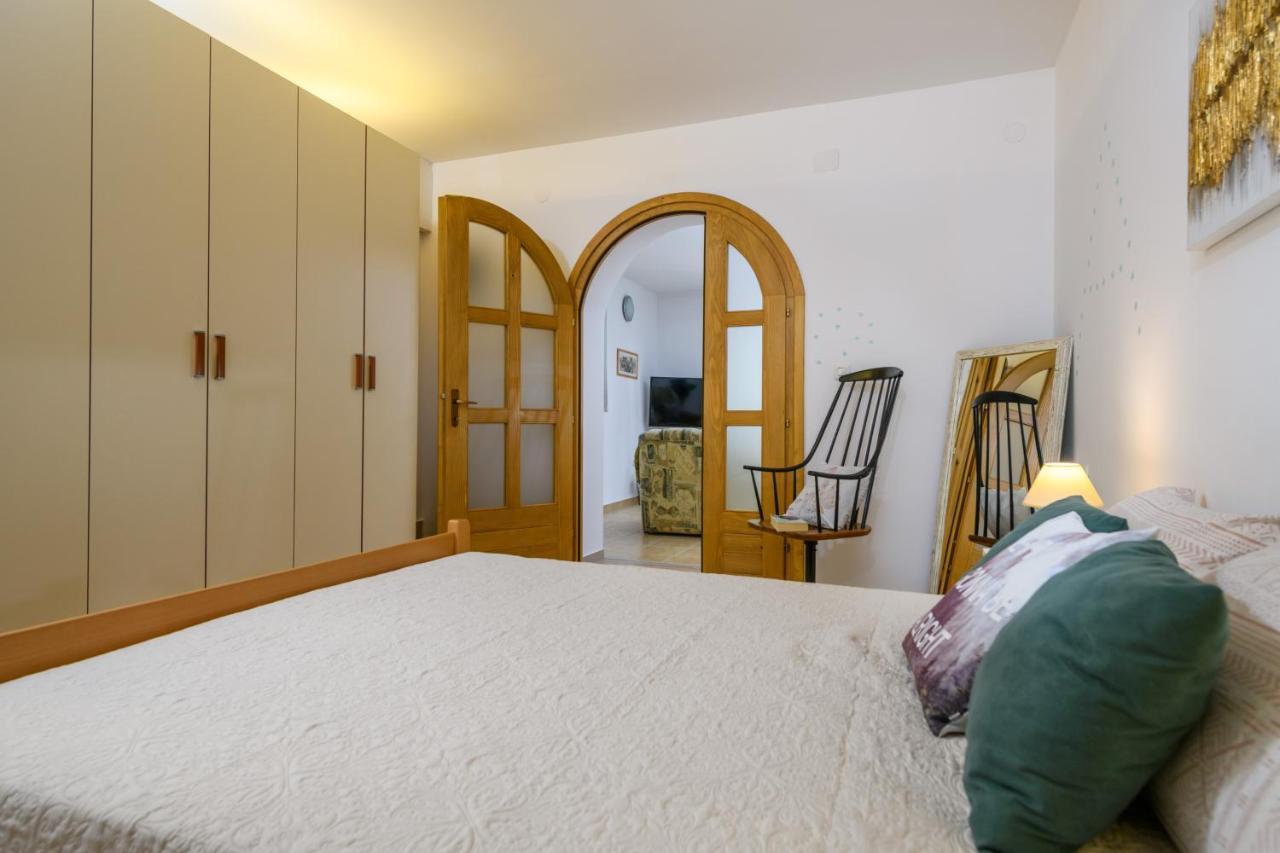 Apartman Aleksandra 普拉 外观 照片